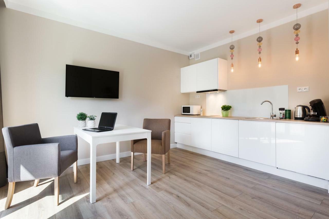 L&L Apartment Old Town بوزنان المظهر الخارجي الصورة